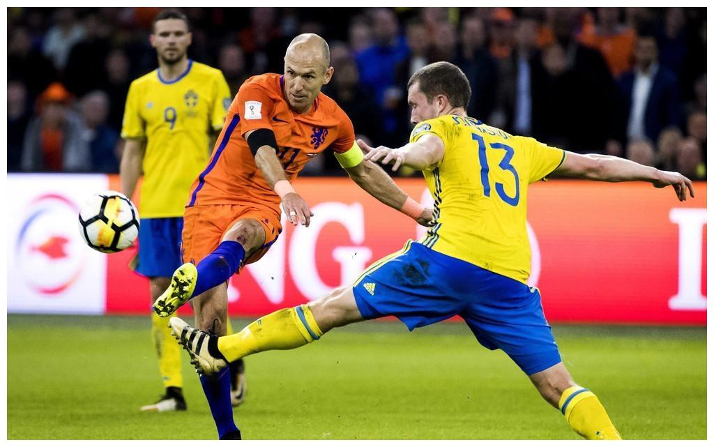 荷兰战胜挪威，与保加利亚并列小组第二位置(荷兰对挪威比赛结果)