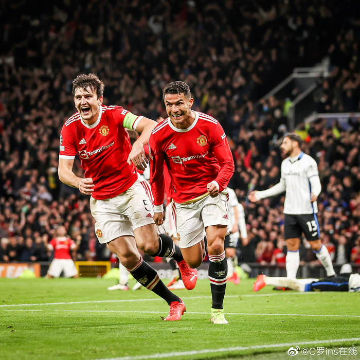 多特蒙德主场击败亚特兰大惊险晋级(多特蒙德27号球员) 多特蒙德主场击败亚特兰大惊险晋级(多特蒙德27号球员)