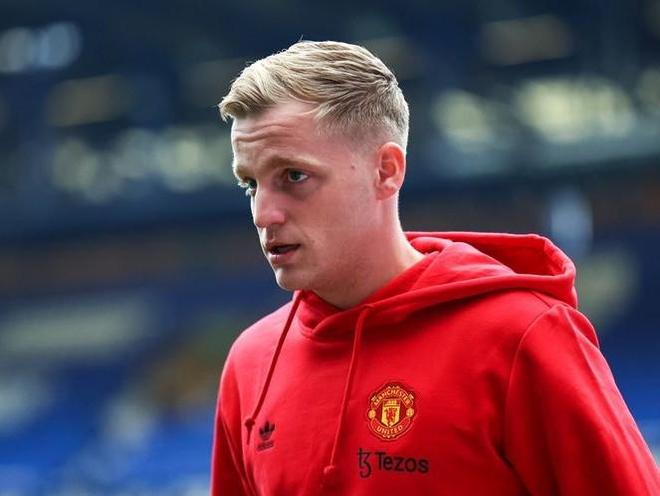 荷兰新星频现，意甲球队抢购范德贝克(荷兰足球明星全部名单)