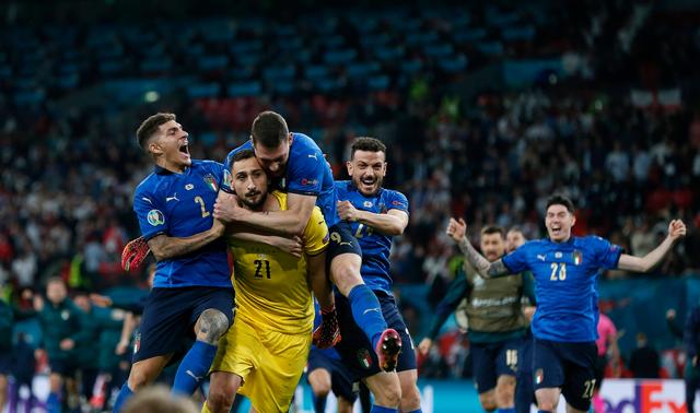 令人热血沸腾的精彩对决,球员实力得到展现的简单介绍 令人热血沸腾的精彩对决,球员实力得到展现的简单介绍