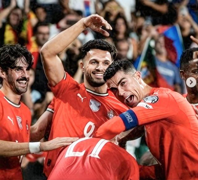 克罗地亚队客场险胜成功晋级淘汰赛 克罗地亚队客场险胜成功晋级淘汰赛